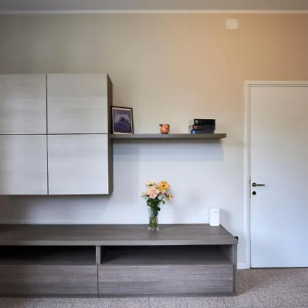 Giulia By Interhome Vakantiehuis Dervio