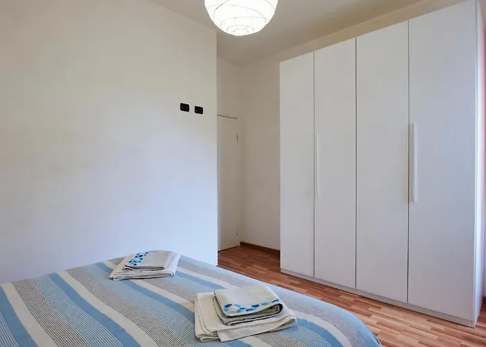 Giulia By Interhome 데르비오