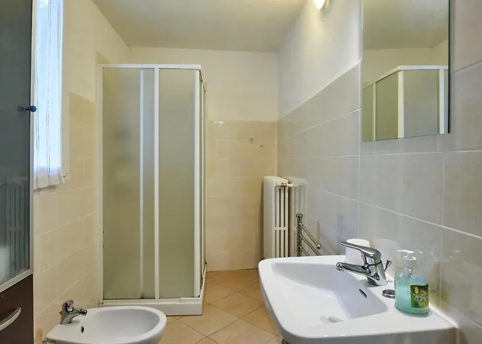 Giulia By Interhome 데르비오